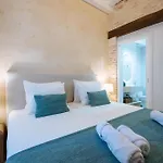 New Hostly Arenal
