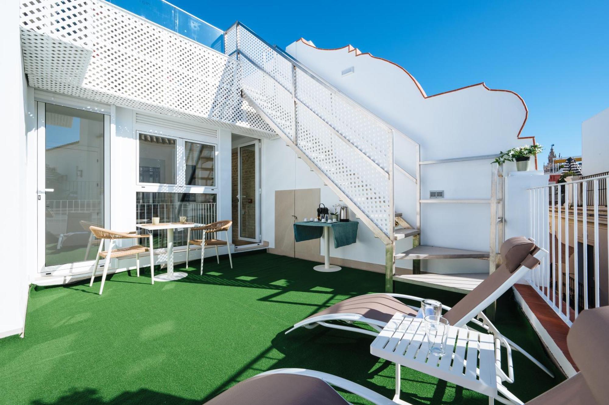 Guest house New Hostly Arenal Seville