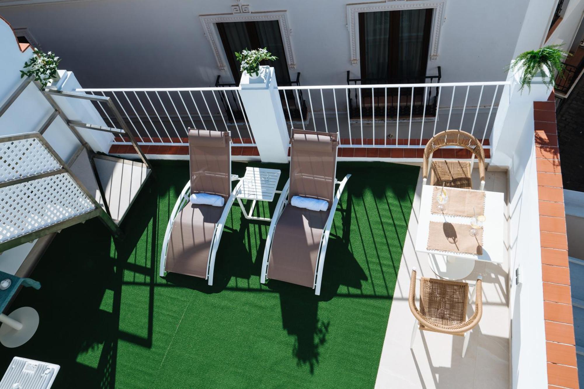 New Hostly Arenal Guest house Seville