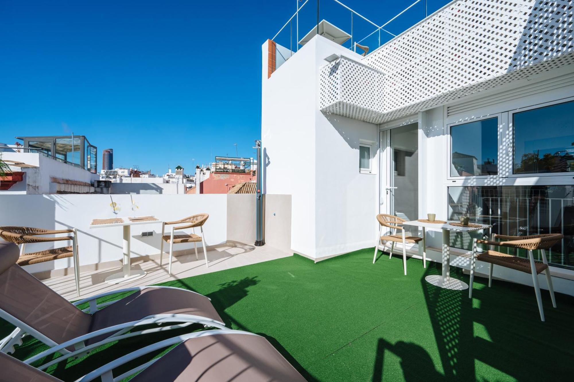 New Hostly Arenal Seville