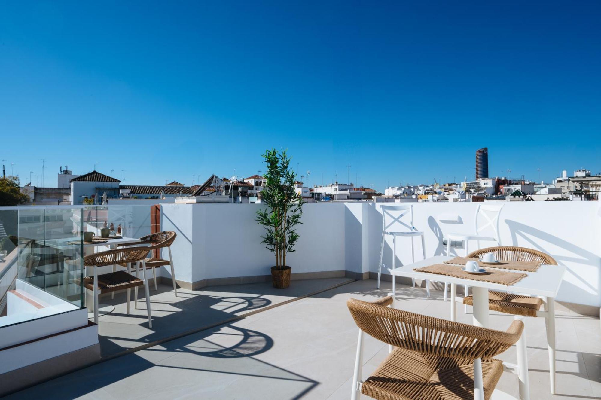 New Hostly Arenal Guest house Seville