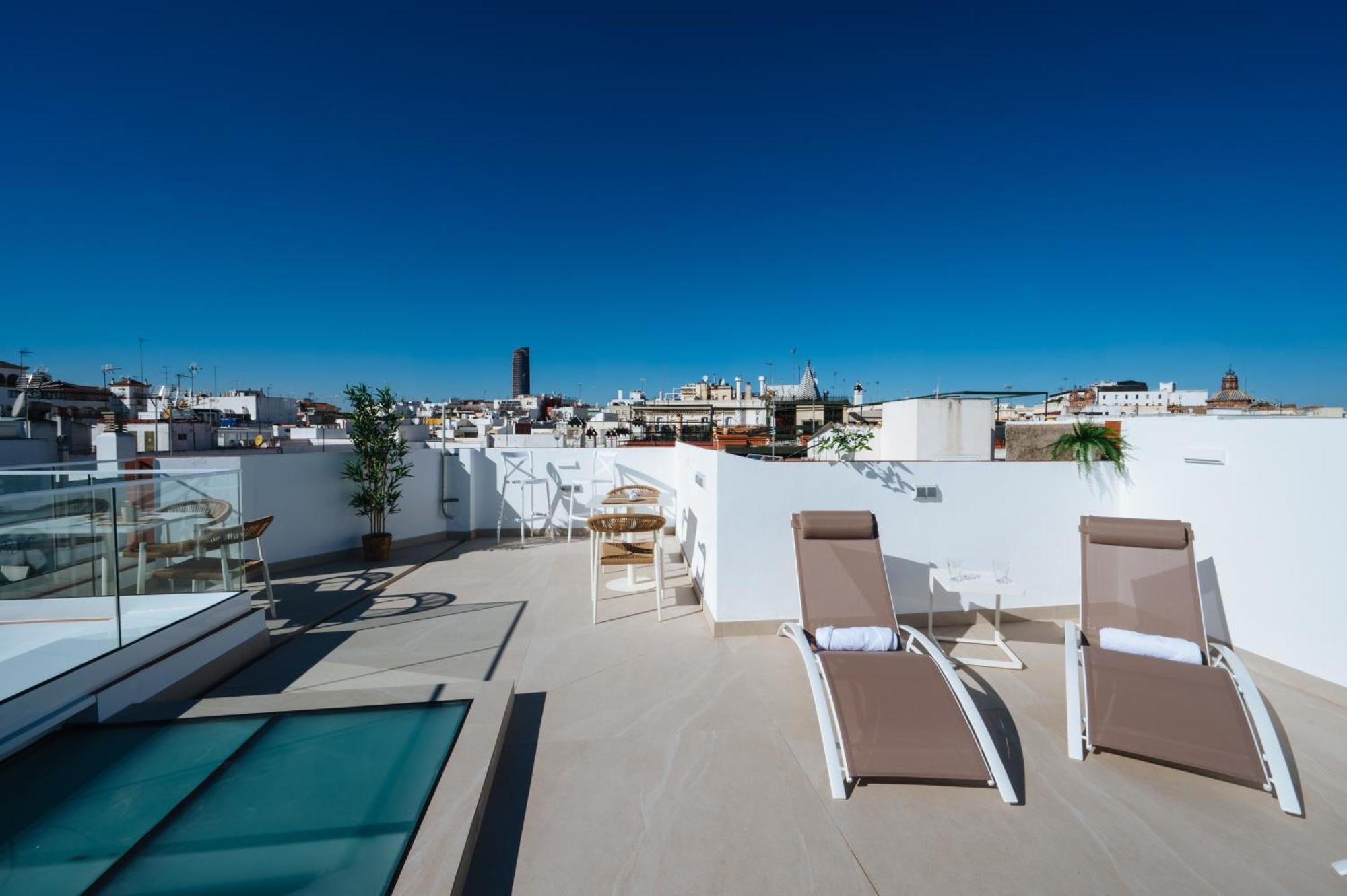 New Hostly Arenal Seville