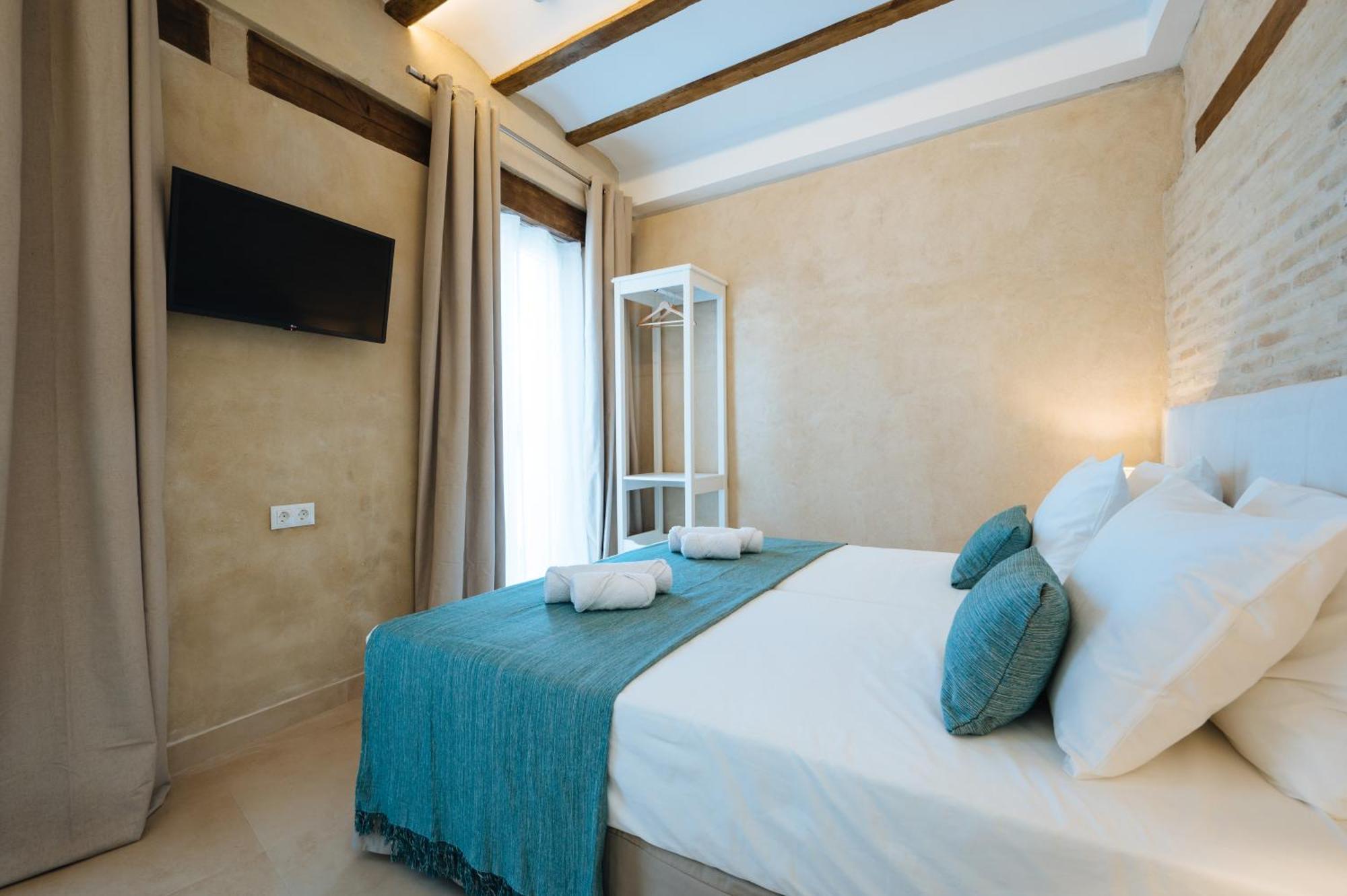 Guest house New Hostly Arenal Seville